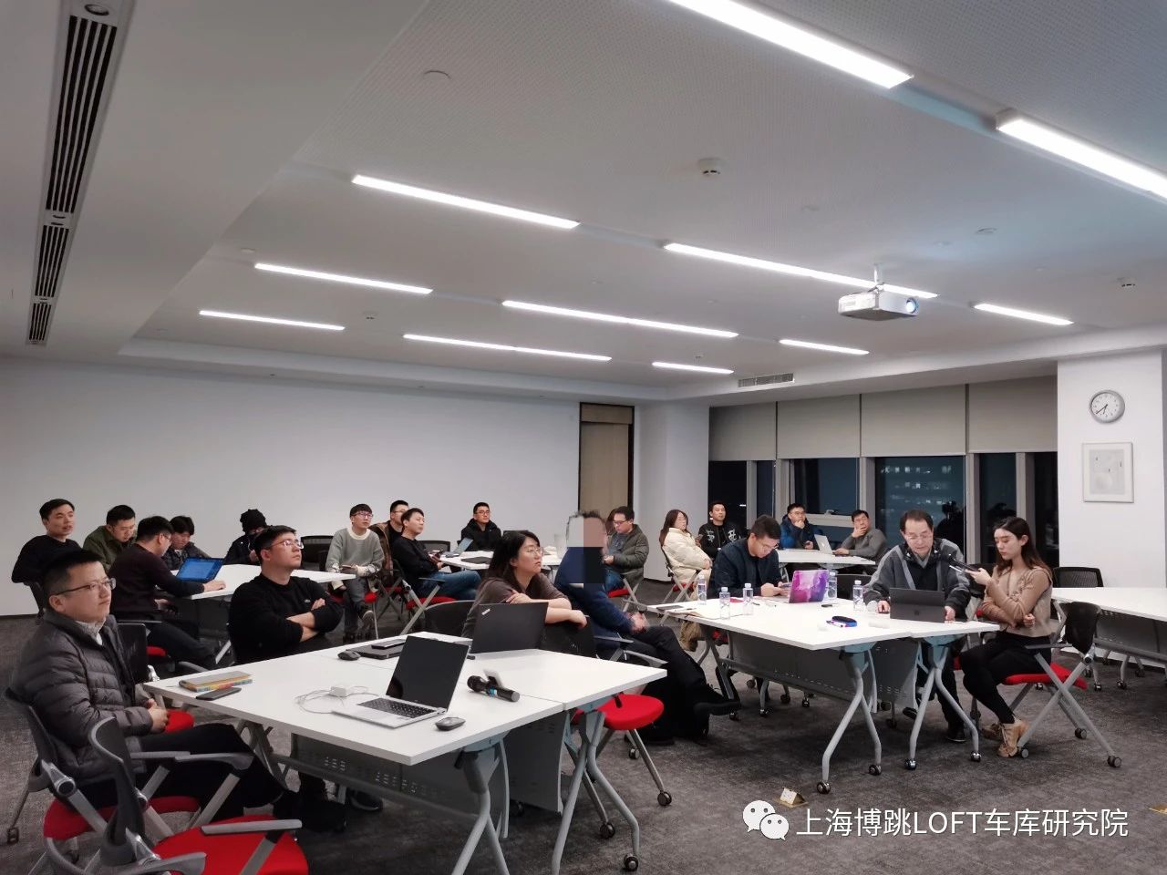 江门杭州LOFT车库专题会
