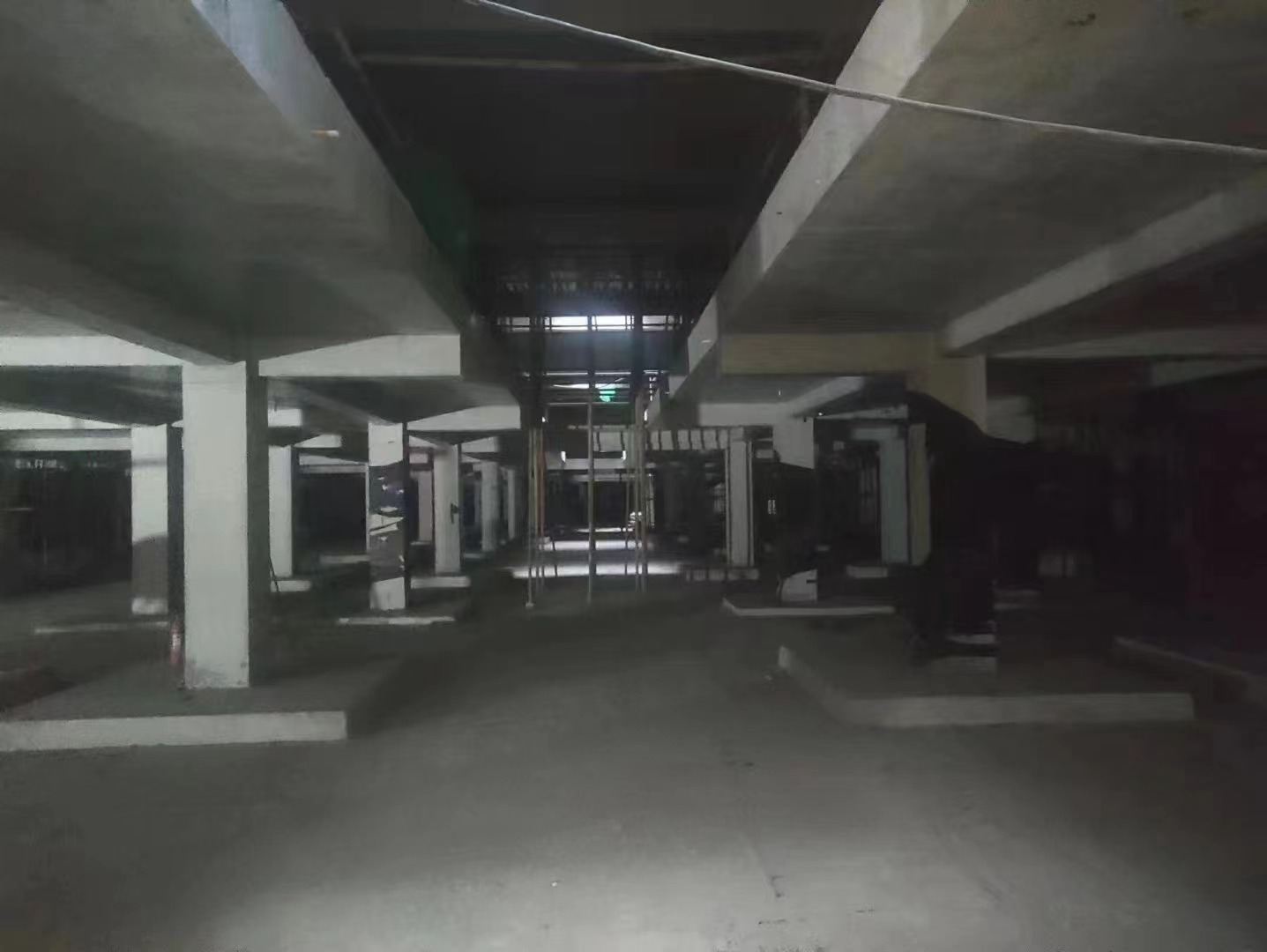 江门山东又一个上海博普LOFT车库拔地而起